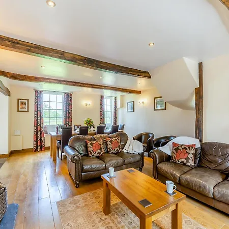 Дом отдыха Warth House - Uk44209