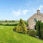 בית נופש Warth House - Uk44209 *