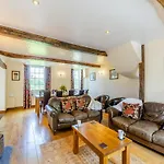 Warth House - Uk44209 * אינגלטון